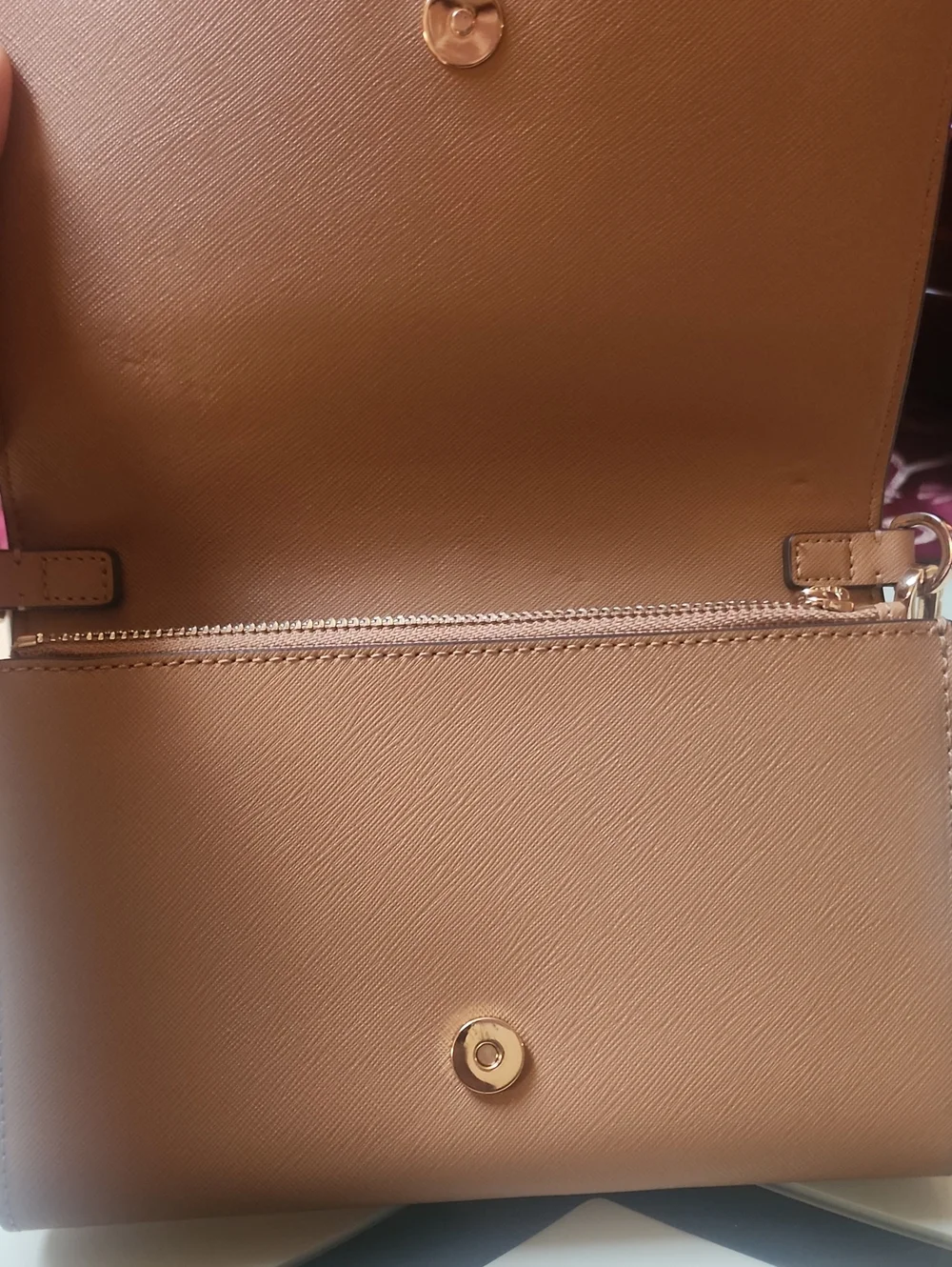 Tory Burch Light Brown (Tan) Crossbody Wallet with Gold Logon EUC